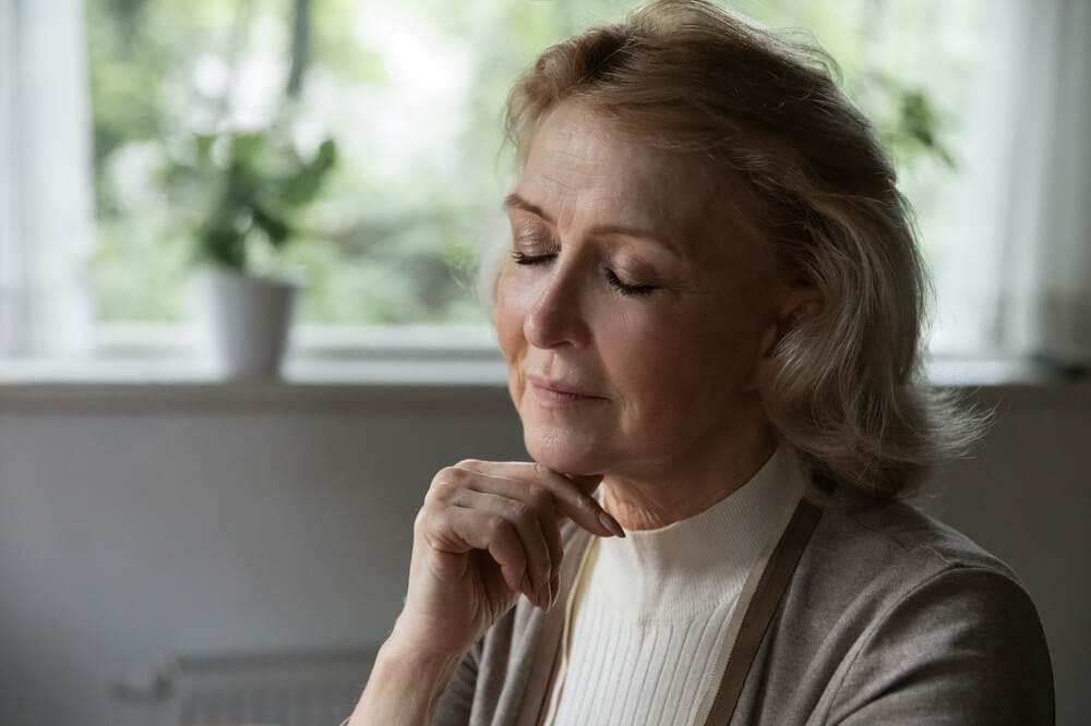 woman with eyes closed (1)